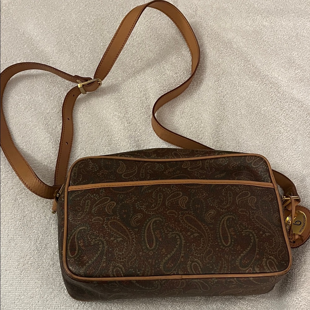 Elegant Brown Paisley Crossbody Bag